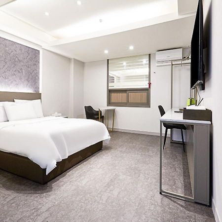 Regency Hotel Соннам Екстер'єр фото