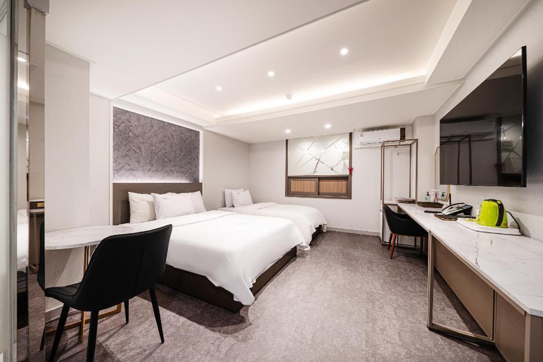Regency Hotel Соннам Екстер'єр фото