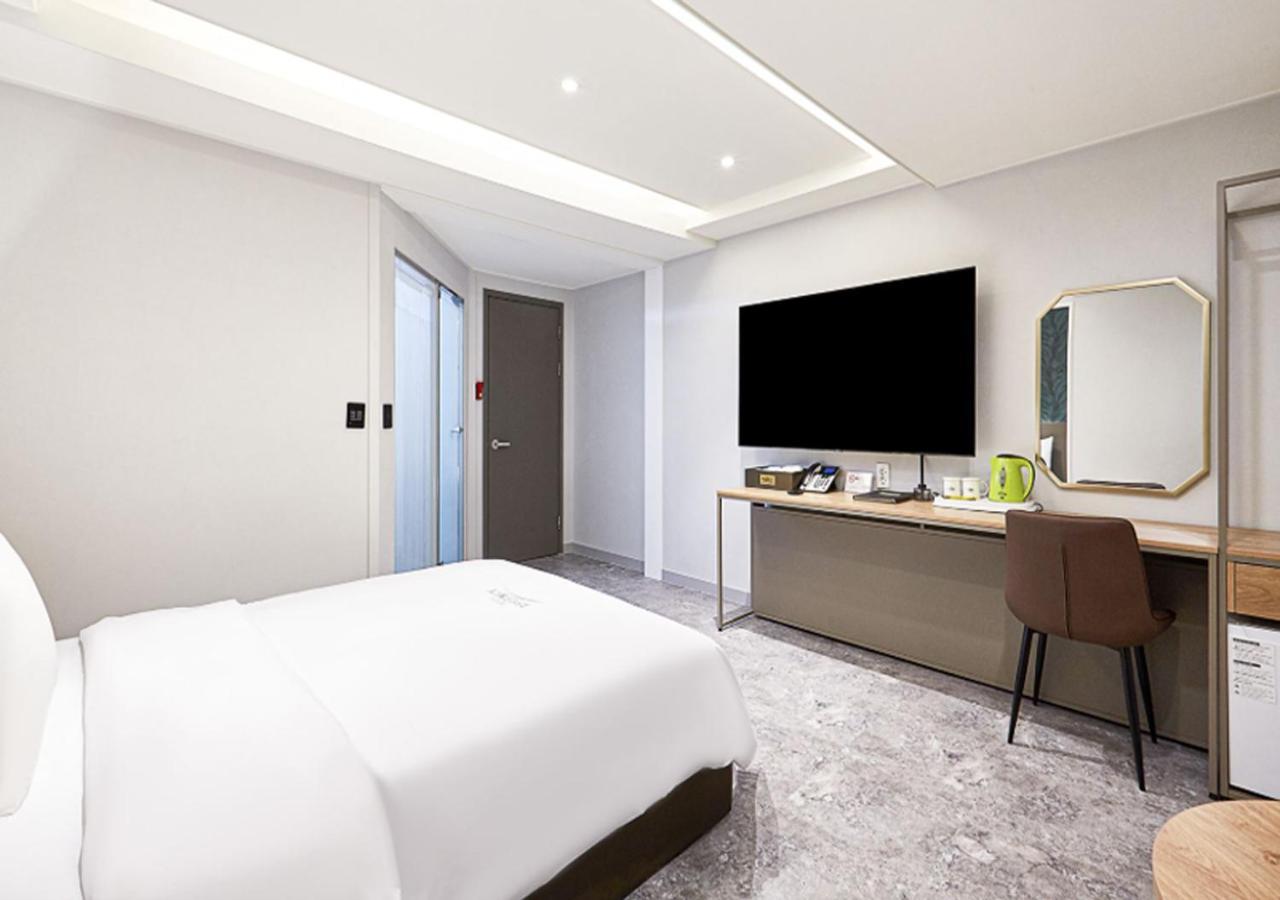Regency Hotel Соннам Екстер'єр фото