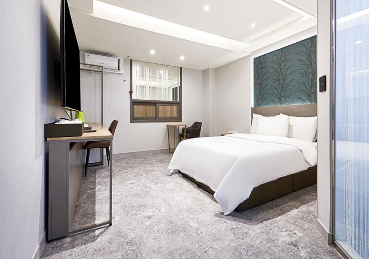Regency Hotel Соннам Екстер'єр фото