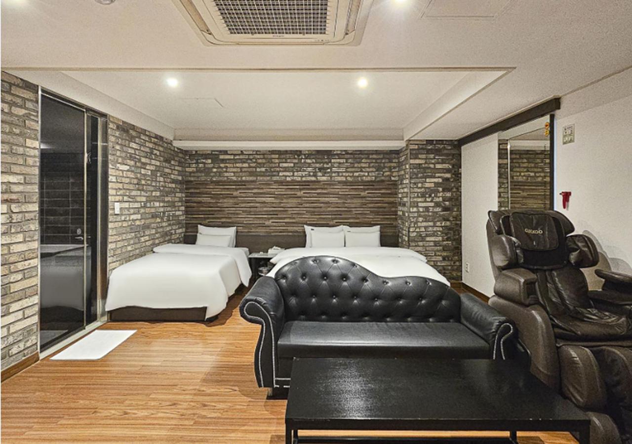 Regency Hotel Соннам Екстер'єр фото