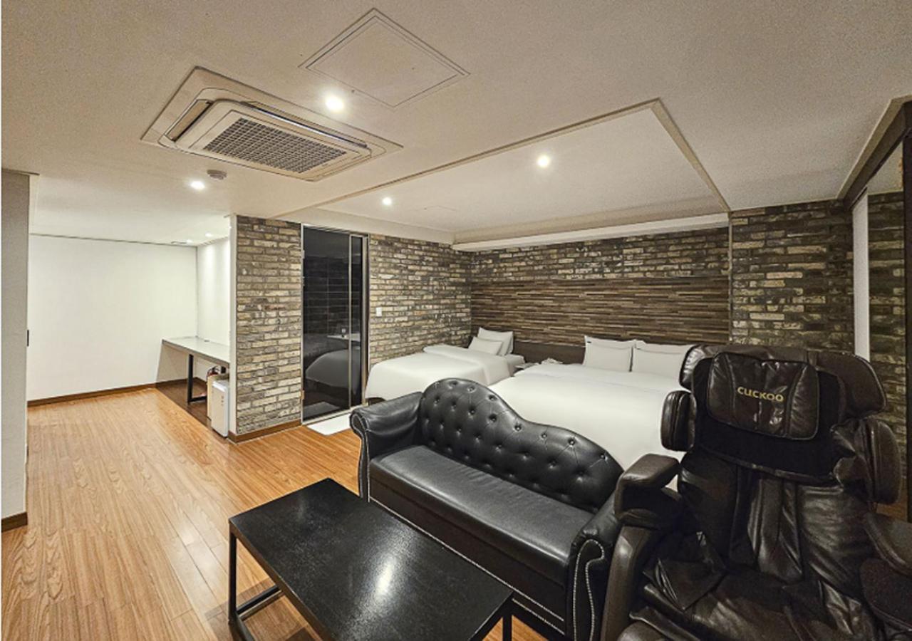 Regency Hotel Соннам Екстер'єр фото