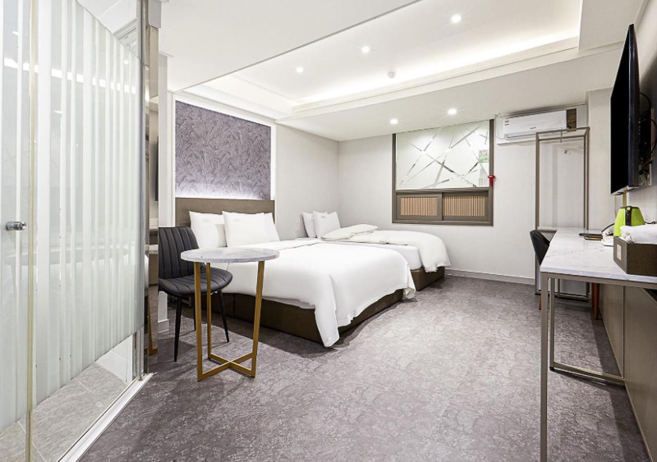 Regency Hotel Соннам Екстер'єр фото