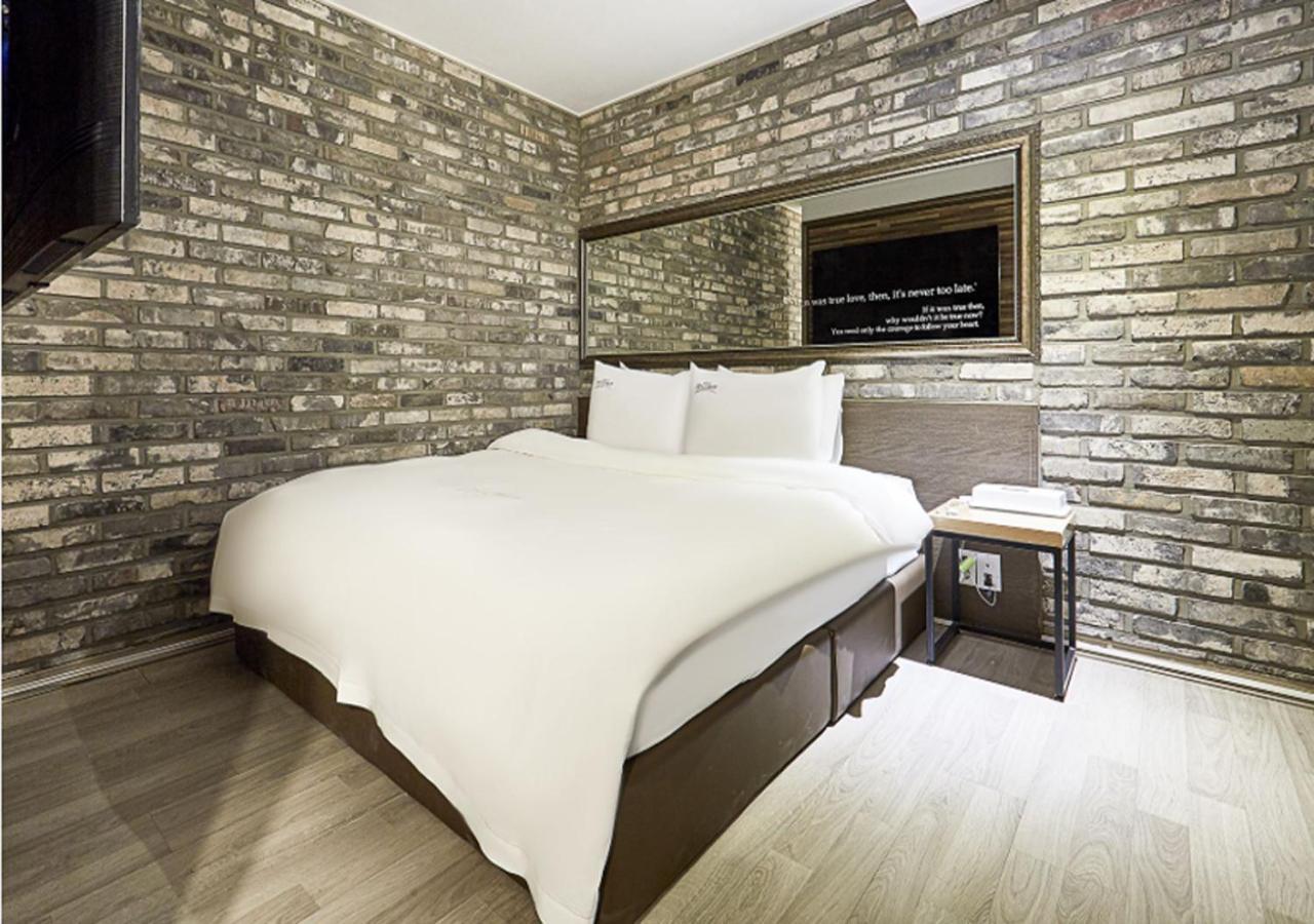 Regency Hotel Соннам Екстер'єр фото