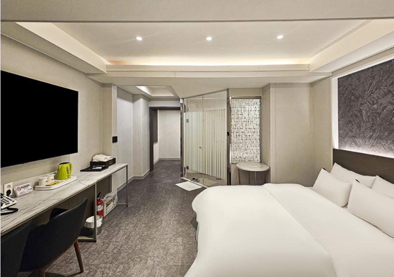 Regency Hotel Соннам Екстер'єр фото