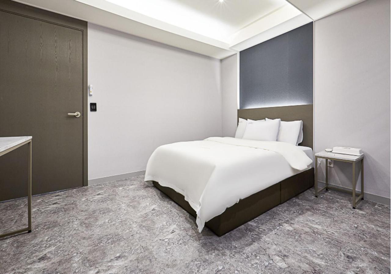 Regency Hotel Соннам Екстер'єр фото
