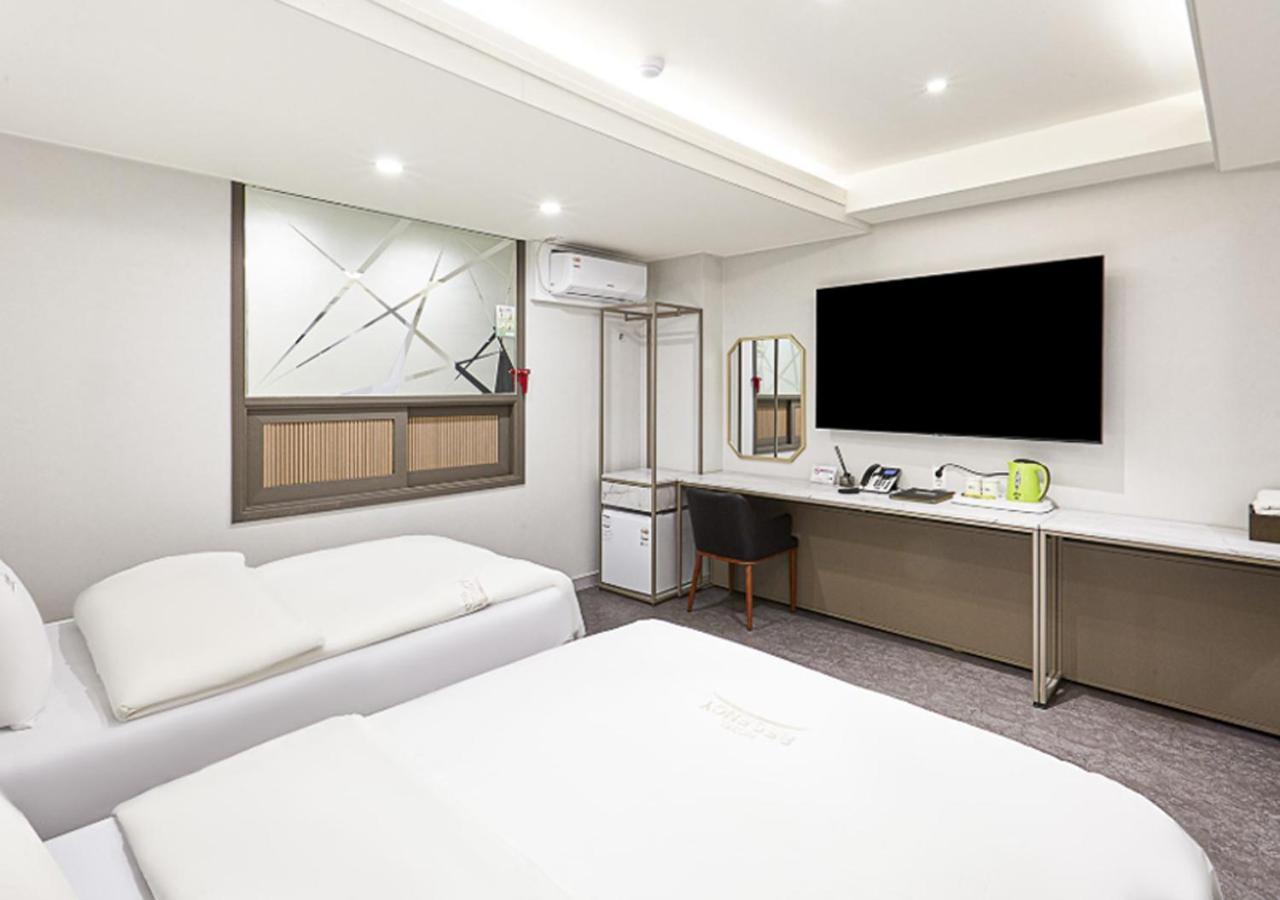 Regency Hotel Соннам Екстер'єр фото