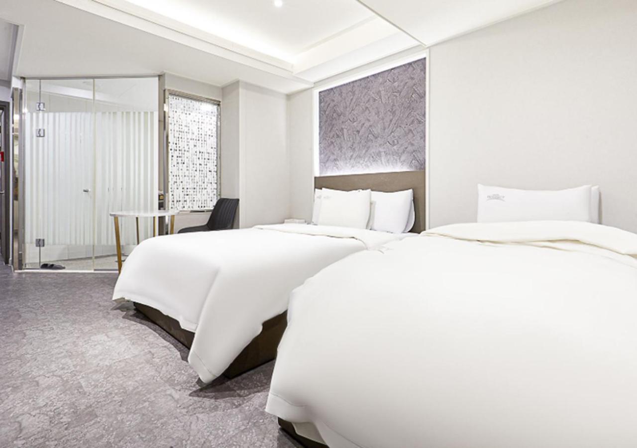 Regency Hotel Соннам Екстер'єр фото