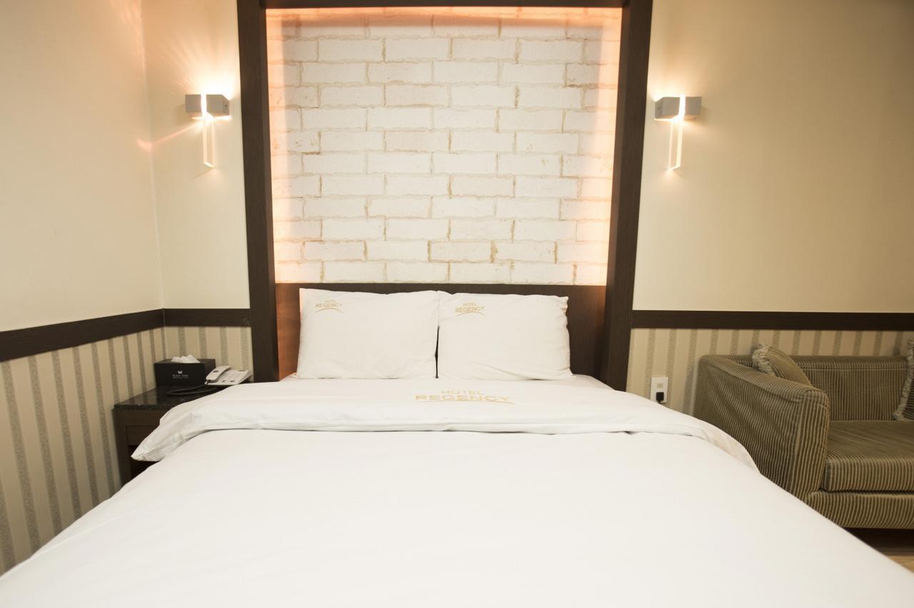 Regency Hotel Соннам Екстер'єр фото